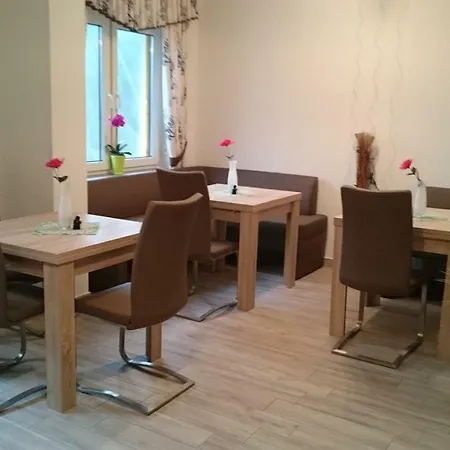 Spreewaelder Ferienpension 게스트하우스 4*