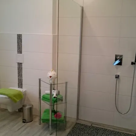 Spreewaelder Ferienpension 뤼벤