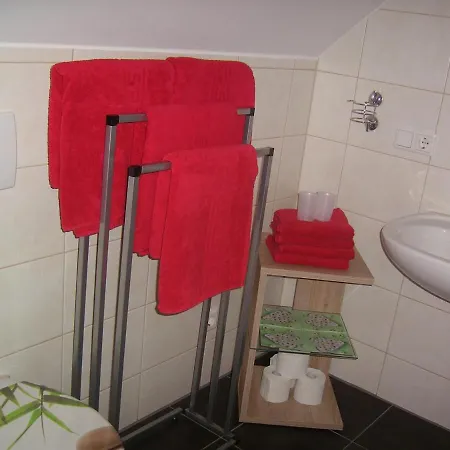 Spreewaelder Ferienpension 게스트하우스 뤼벤